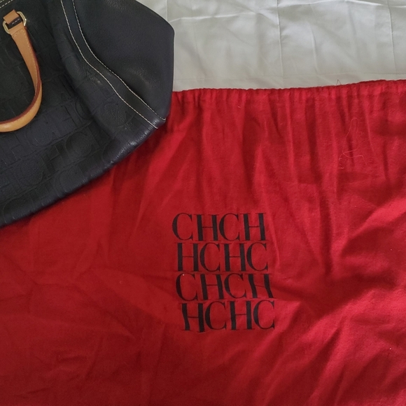 Andy, Carolina Herrera handbag - Picture 7 of 8